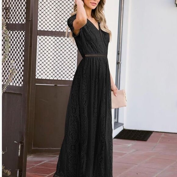 Elegant Black Maxi Dress - Picture 2 of 13